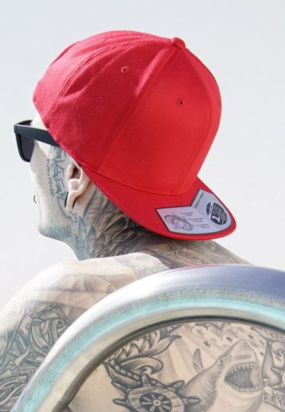 Cappelli rap e snapback 6 pannelli personalizzabile Yupoong The Classics Premium Snapback Cap