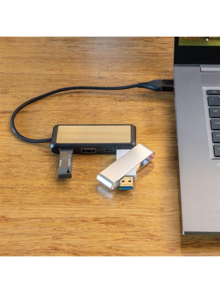 Hub USB doppio input Link in plastica e bambù riciclati